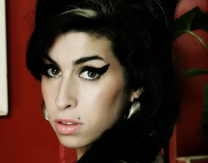 Beyond Black - The Style of Amy Winehouse